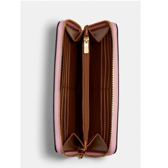 Coach Wallet Banana Print - Picture 5 of 7